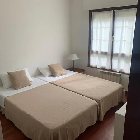 Chalet Adosado En La Playuca De * Mogro